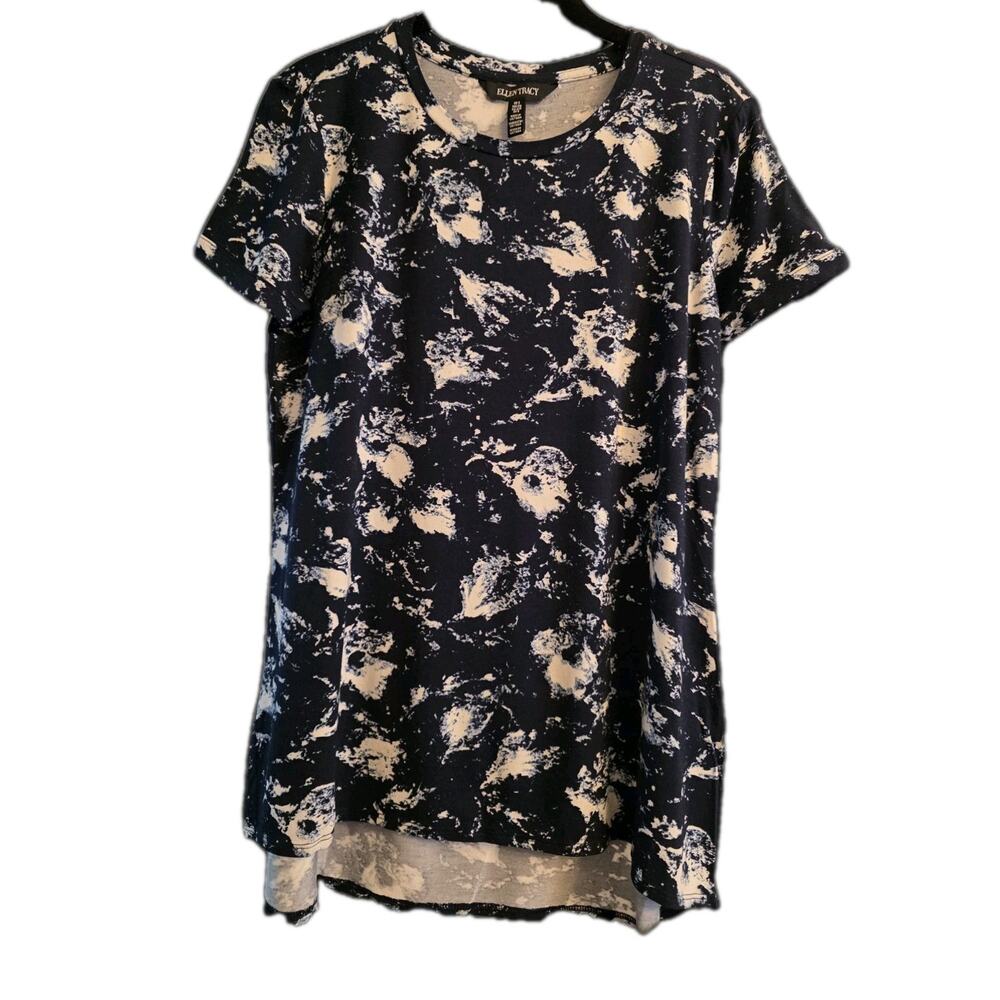 NWT Size S Women'sβ Short Sleeve Tunic Blouse Ellen Tracy Blue Floral Pattern